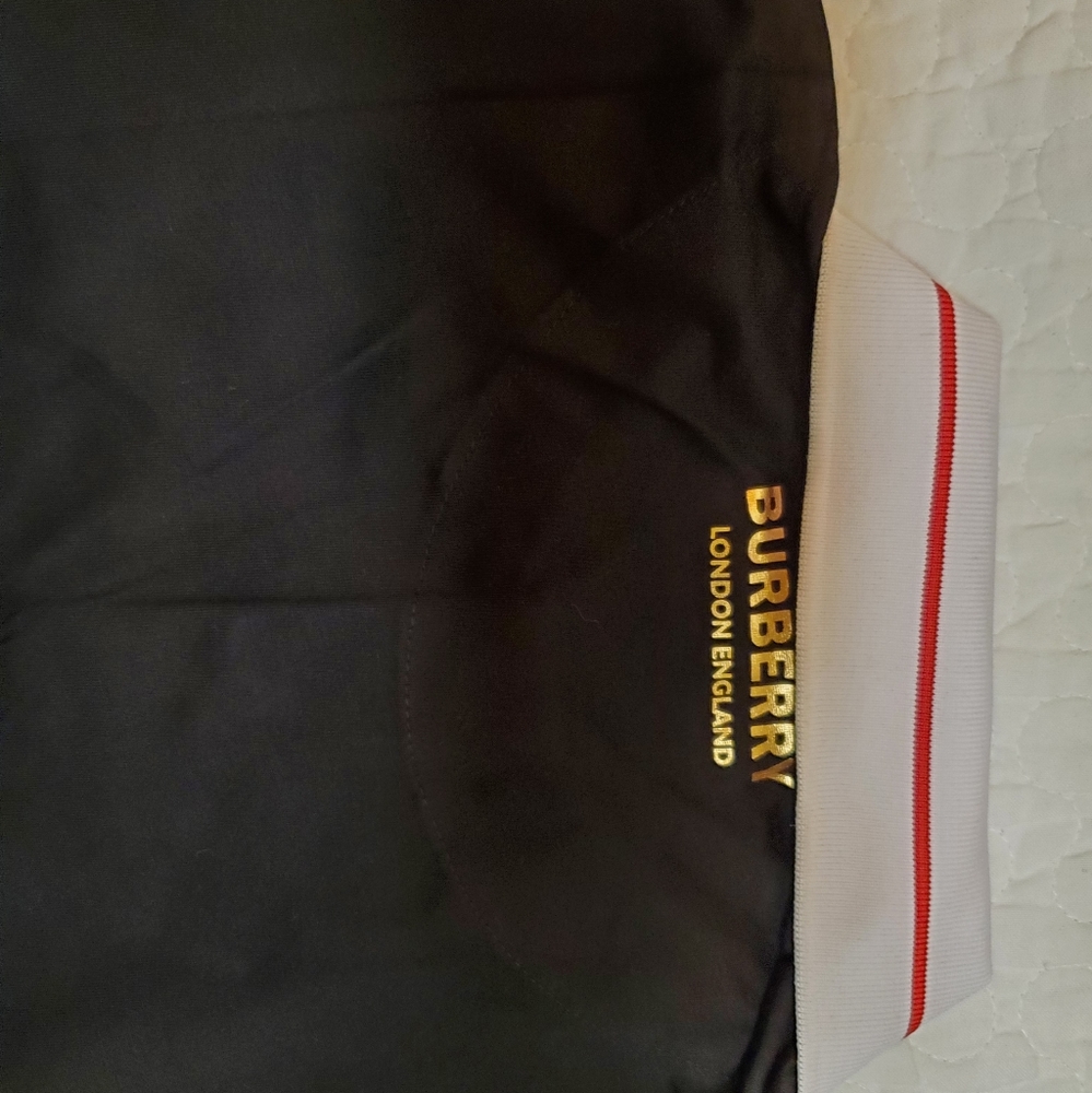 Burberry polo shirt mens medium black never worn.authentic $151 MSRP $250